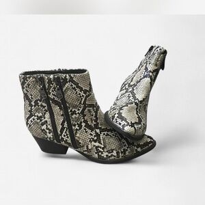 Guess Snakeskin Ankle Boots - Black and Cream